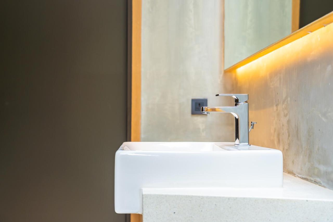 Hotel Multitech Premium Csandígarh Kültér fotó