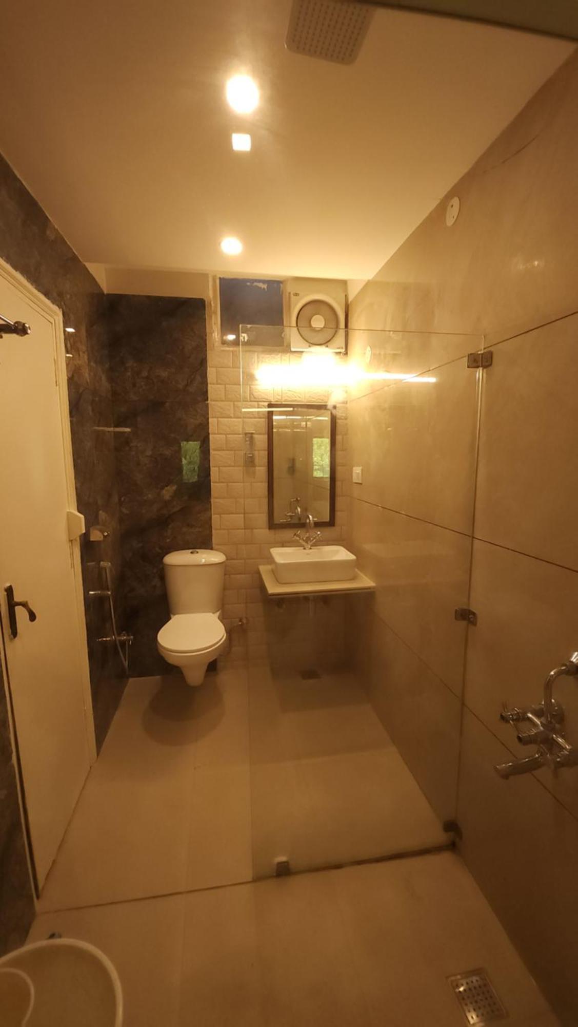 Hotel Multitech Premium Csandígarh Kültér fotó