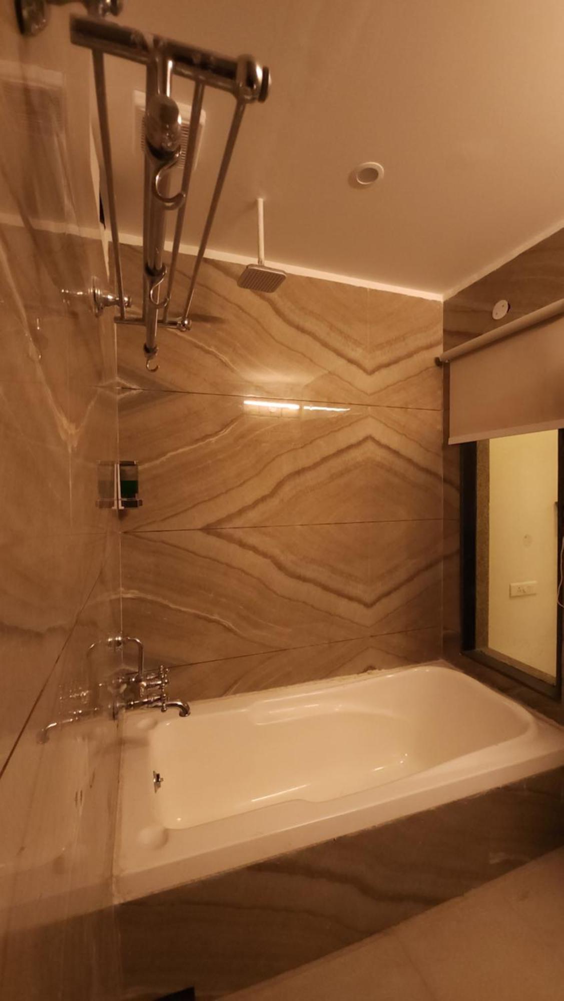Hotel Multitech Premium Csandígarh Kültér fotó