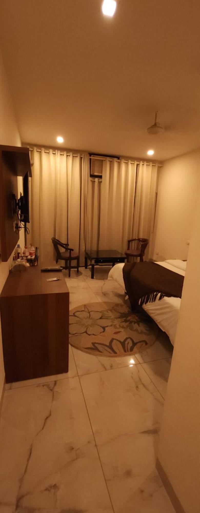 Hotel Multitech Premium Csandígarh Kültér fotó